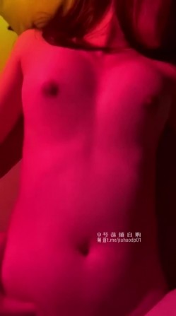 超美性感尤物人妻『鹿头LuTo』老婆被前后玩弄 两个单男前后夹击我老婆 后面大鸡巴猛插小穴，啪啪干得她腿软 截图15