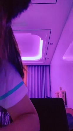 萝莉校花推荐 超正点【1点萝】美到让你鸡巴翘起 道具自慰喷水 看脸就能射的学生妹 罕见啪啪干爽 截图1