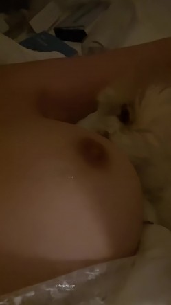众美女口技 渴望鸡巴的大眼睛 认真吃鸡的小姐姐最迷人 裹爽再操 完美露脸 截图7