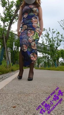 天花板级别露出绿帽人妻狂人【性感小猫咪】 截图3