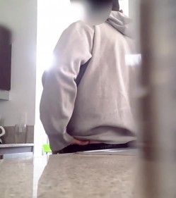 真实偷拍性侵保姆 截图5
