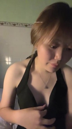 【橘子花的叶子】，跟男友没羞没臊的同居生活，小姐姐性欲超强，阴毛之浓密真是令人发指 截图2
