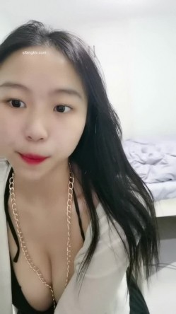 新人~大波妹~宇宙超级大~【麦子】全裸特写~道具自慰~美呆了~良家妹子下海~骚的很~这巨乳太给力 截图2