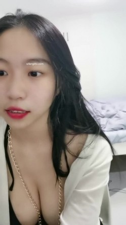新人~大波妹~宇宙超级大~【麦子】全裸特写~道具自慰~美呆了~良家妹子下海~骚的很~这巨乳太给力 截图4