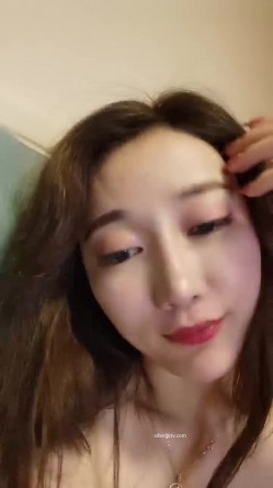 高颜值【欲火小妖】新人美女口活一流啪啪颜射自慰秀~~ 截图6