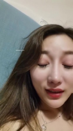 高颜值【欲火小妖】新人美女口活一流啪啪颜射自慰秀~~ 截图15
