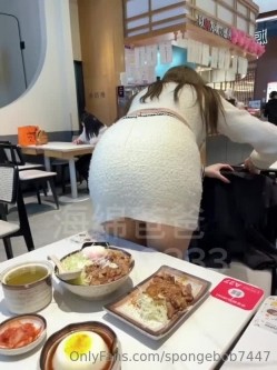 推特绝美颜值九头身丝袜高跟美腿名媛网黄主人的玩具「海绵宝宝」「小海绵」OF大尺度性爱私拍 截图3