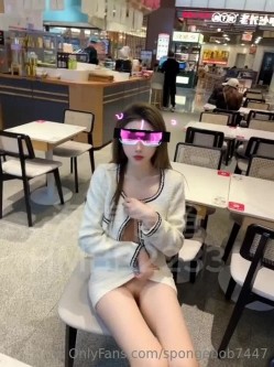 推特绝美颜值九头身丝袜高跟美腿名媛网黄主人的玩具「海绵宝宝」「小海绵」OF大尺度性爱私拍 截图12