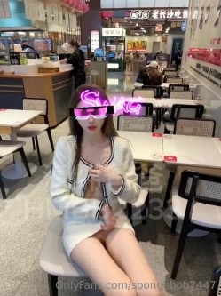 推特绝美颜值九头身丝袜高跟美腿名媛网黄主人的玩具「海绵宝宝」「小海绵」OF大尺度性爱私拍 截图14