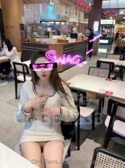 推特绝美颜值九头身丝袜高跟美腿名媛网黄主人的玩具「海绵宝宝」「小海绵」OF大尺度性爱私拍 截图16