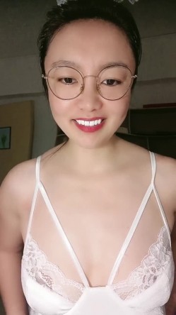 推荐，巨臀御姐，还是个老师，【御姐5】，高跟丝袜~道具爽到翻白眼，哪个男人扛得住这骚逼 截图11