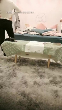 【野狼出击老王回归】酒店偷拍双飞漂亮妹子，老王再现经典抱人高潮摔床，刺激劲爆雄风依旧 截图2
