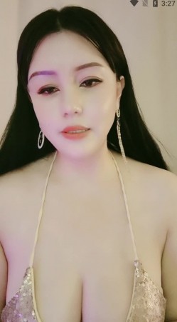 极品巨乳奶妈~完美露脸 ️胸大屁股打，纯天然的真奶子，撩骚手里干货多~爱了爱了 ️听得哥哥已走火喷射！！ 截图1