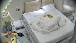 酒店偷拍非常能干的大学生情侣女友被抱起来操完放沙发被无套操老惨了 截图4