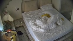 酒店偷拍非常能干的大学生情侣女友被抱起来操完放沙发被无套操老惨了 截图6