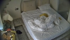 酒店偷拍非常能干的大学生情侣女友被抱起来操完放沙发被无套操老惨了 截图9