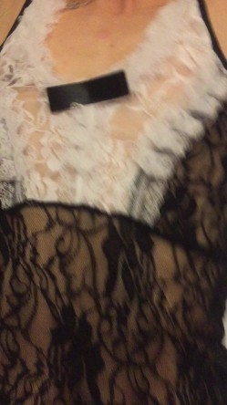 极品良家大尺度视频流出合集 新买的丝袜制服 截图6
