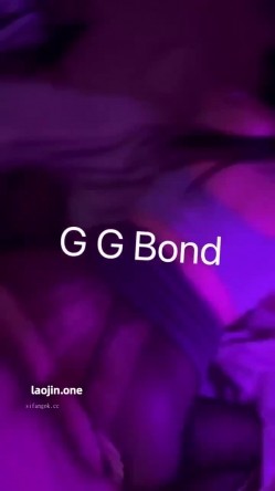 原创泡良大神博主【GGBond】付费福利性爱享乐记实录，小少妇的蜜桃臀真带劲，露脸，挺漂亮！ 截图16