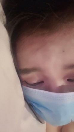 尤物推荐【美人儿】逆天女神 颜值身材吊打网红明星 美到窒息 绿播下海 全裸下厨 跳蛋自慰爽 截图15