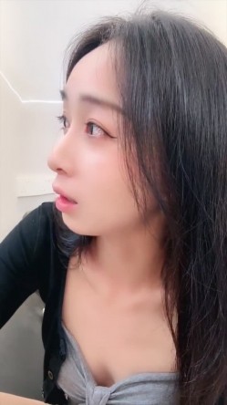淫荡老师【老师你水好多】大屌插闺蜜~无套啪啪内射 截图1