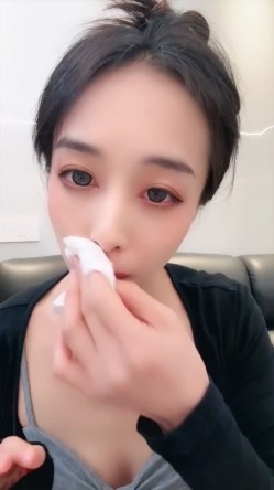 淫荡老师【老师你水好多】大屌插闺蜜~无套啪啪内射 截图2