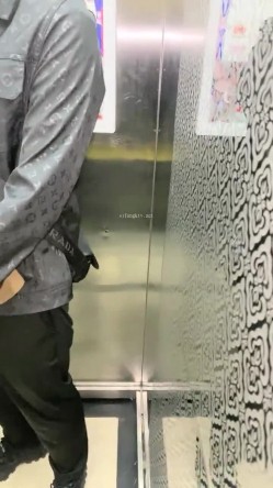 五天合集，【云南第一深情】，学妹醉酒~半梦半醒间被3p爆操~勾搭外卖，挺害羞的，刚下海，很有味道的妹子 截图14