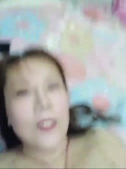 骚货老阿姨，这是多么爱吃鸡巴  每天都要吃，扭扭舞，再和老王一起做爱 截图11