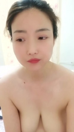 县城的极品小少妇，【小河弯弯】，户外尿尿~道具自慰~无套啪啪~内射口爆吞精 截图16