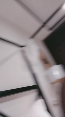 高颜值女神，车模身材大奶子诱人十足，第一人陈深喉卖力，无套啪啪操粉蝴蝶 手持镜头传教士大奶乱颤 截图5