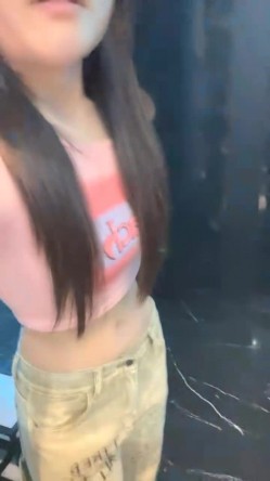 酒店女神，醉生梦死的每一天，羡煞众人，【03年安琪拉表妹】，夜店狂欢，喝醉都吐了，酒店啪啪 截图16