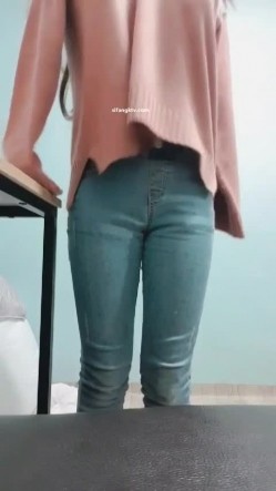 【反差婊子】20套反差婊子生活淫乱视图合集⑨ 啪啪、调教、自慰、制服等等应有尽有 清纯的外表掩饰不了内心的淫荡 截图2