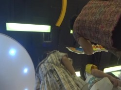 年度极品高清抄底合集，全部都是漂亮的妹子 截图3