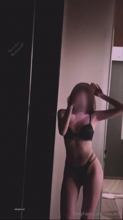 香港人妻【Sexcat07】最新订阅 付费原创粤语PPV剧情AV，真实按摩店色诱男技师，醉酒和陌生人做爱，约单男3P 截图1