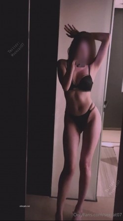 香港人妻【Sexcat07】最新订阅 付费原创粤语PPV剧情AV，真实按摩店色诱男技师，醉酒和陌生人做爱，约单男3P 截图2