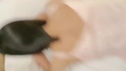 骚妻自嗨模式主动给闺蜜打电话，要一起过来榨干老公，这谁忍得了，老公操得骚妻当场淫叫给闺蜜听 。 截图10