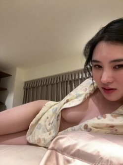 ️新晋主播【anqi6376】网红御姐丝袜诱惑、一脸母狗样、骚的一批 截图16