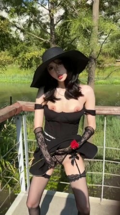 【神仙颜值，强烈推荐】魔法少女瓦尔基里 高价付费福利 截图8