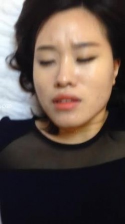 最新反差婊 高端私密群内部福利群泄密流出视图基本都露脸美女如云 截图5