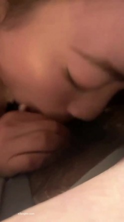 又美又骚活儿又好，极品骚浪贱小母狗各种性爱，跳跳糖口活口爆啪啪，得此女性福一生 截图5