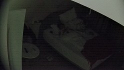 大学城 之前说法是少妇主动 现在的年轻小妹更主动啊 给男友脱裤子 含屌 翘屁股 什么姿势一拍就换 截图3