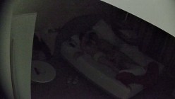 大学城 之前说法是少妇主动 现在的年轻小妹更主动啊 给男友脱裤子 含屌 翘屁股 什么姿势一拍就换 截图9
