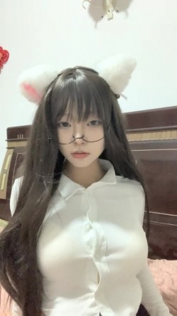 【女高童颜巨乳】应求更新 大奶校花 跳蛋 滴蜡 密码房! 挑战感官刺激 截图5