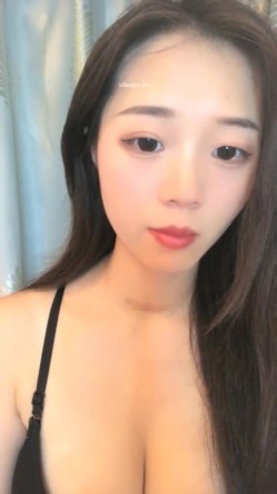 新人！清纯女神下海~超漂亮~【恬恬】热舞诱惑~扒穴自慰，眼镜妹反差婊，御姐风女神不可错过 截图11