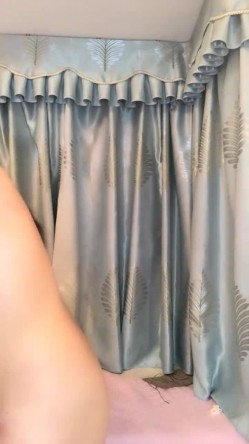 新人！清纯女神下海~超漂亮~【恬恬】热舞诱惑~扒穴自慰，眼镜妹反差婊，御姐风女神不可错过 截图13