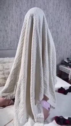 ️摄影师大神【魔王归位】调教极品白虎馒头逼美少女【冰熙】捆绑道具刺激流爱液 截图1