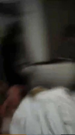 抓奸网爆事件 ️妻子光着身子还要护着情夫看来媳妇是找到真爱了 截图6