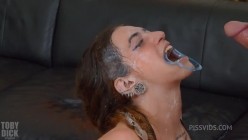 PissVids.ANAL.PISS.SPEW.RECYCLING.Malafalda.is.mouth.spread.for.SEVERE.THROATFUCK.Degraded.and.used.HARD.sxyprn.sxyprn.LegalPorno.PissVids.TobyDickStudio.Malafalda.Anal.Bizarre.Blowjob.DeepThroat.Doggystyle.Dom.mp4 截图6