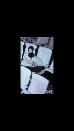 精神小妹集合，酒吧嗨起来·· 电影院摸奶、户外旷野做爱，车震说骚话，颜值耐看，一个比一个骚！ 截图16