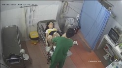 稀有黑客破解医院妇产科监控摄像头完美正面角度高清偷拍几个孕妇 最美年轻孕妇 阴蒂清晰可见 截图5