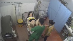 稀有黑客破解医院妇产科监控摄像头完美正面角度高清偷拍几个孕妇 最美年轻孕妇 阴蒂清晰可见 截图9